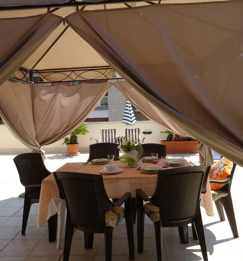 Vuemme 97 Appartement Bari Buitenkant foto